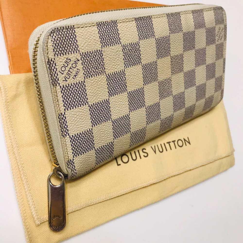 💕 GENUINE LOUIS VUITTON Damier Azur Zippy Wallet